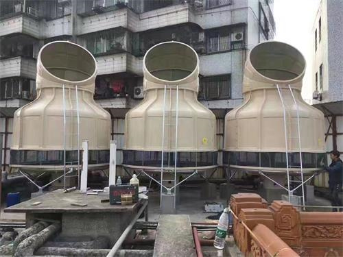 工業(yè)冷卻塔的工作過(guò)程(工廠冷卻塔工作原理)
